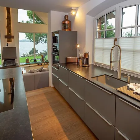 Ankerplatz Feriehus Alt Reddevitz