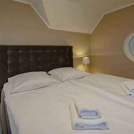 Ankerplatz Feriehus Alt Reddevitz